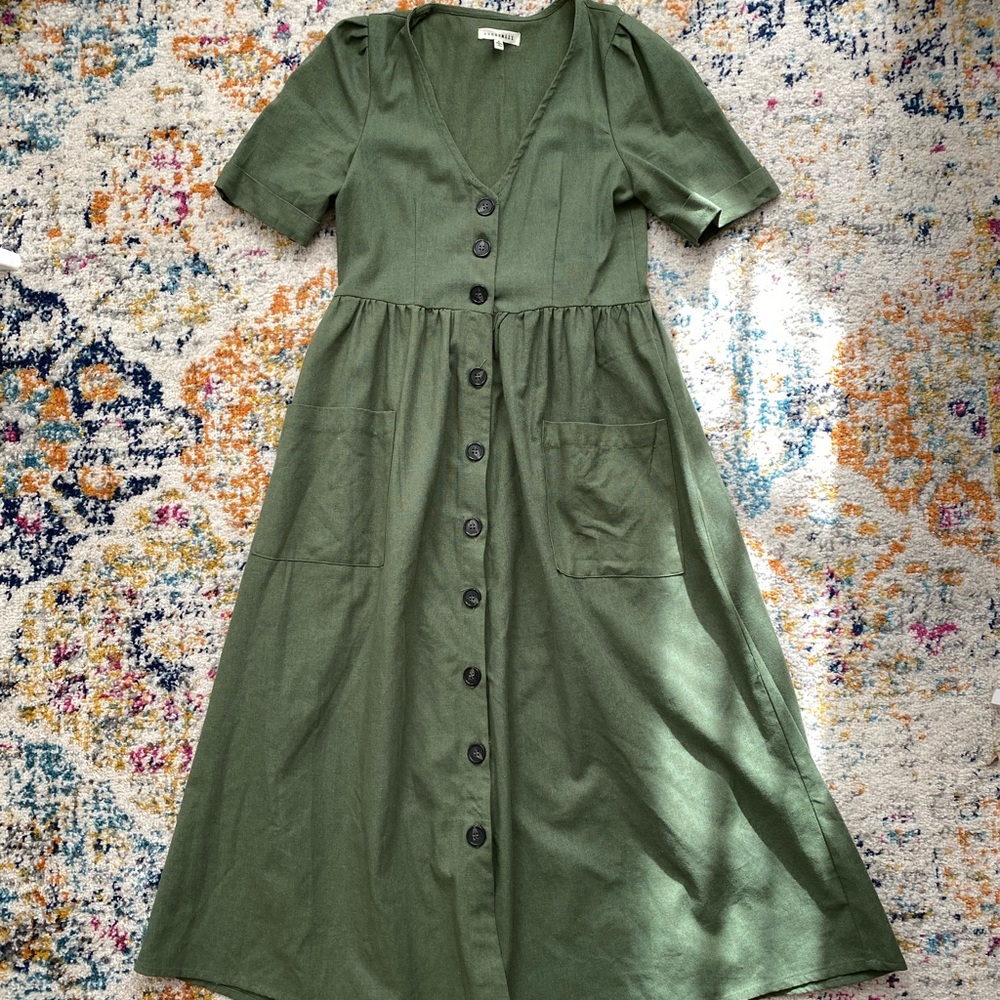 Army Green Midi Dress with Pockets! Size S